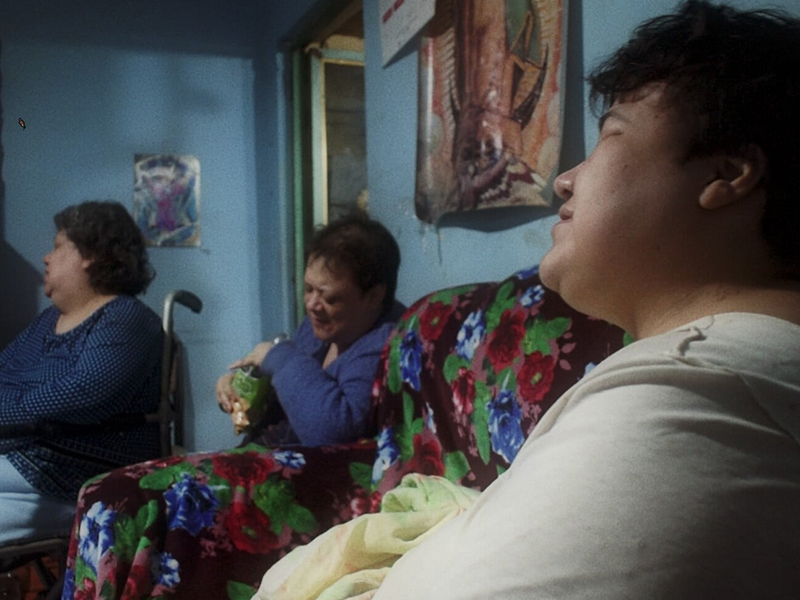 Crop__0000s_0002_Photo 5 STILLS_1.65.1